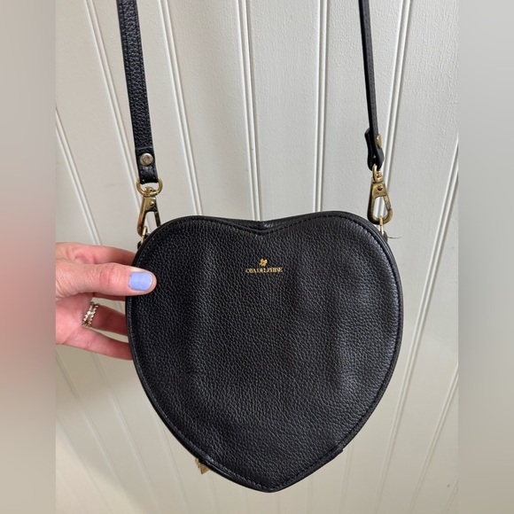 ORA DELPHINE Black Pebbled Leather Crossbody Heart Bag - Picture 2 of 6
